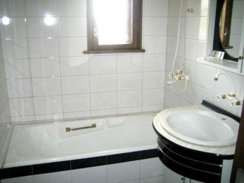 ארבאנאסי Bohemi Hotel שירותים תמונה